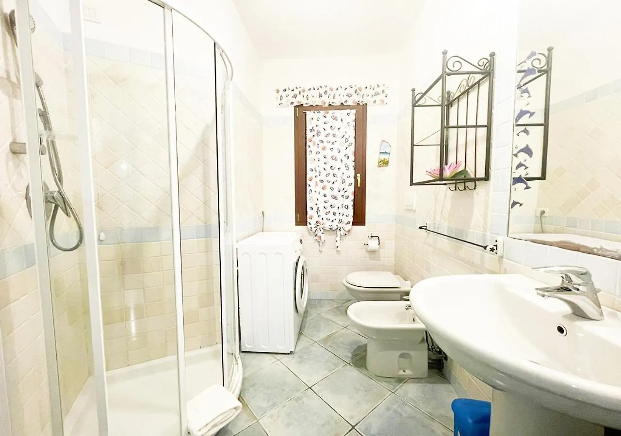 דירות לה מדלנה Pgs Immobiliare Srls Cala Gavetta 01 Trilocale Con Parcheggio A Due Passi Da Cala Gavetta