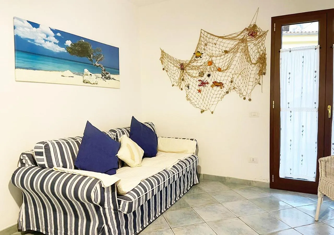 דירות לה מדלנה Pgs Immobiliare Srls Cala Gavetta 01 Trilocale Con Parcheggio A Due Passi Da Cala Gavetta
